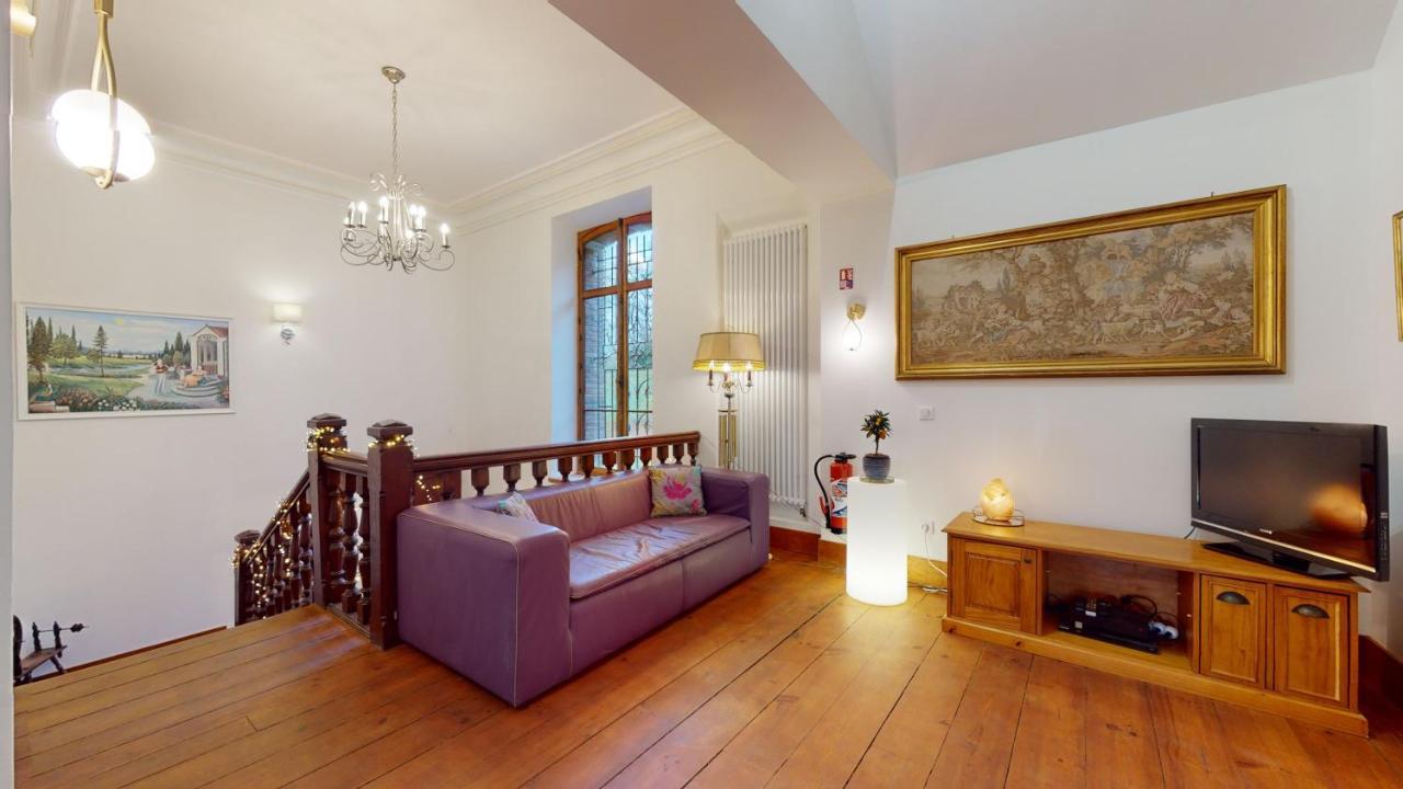 Domaine De La Tisnere Bed & Breakfast Gelos Екстериор снимка