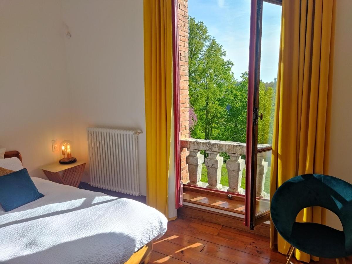 Domaine De La Tisnere Bed & Breakfast Gelos Екстериор снимка