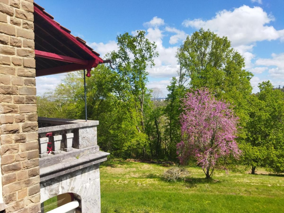 Domaine De La Tisnere Bed & Breakfast Gelos Екстериор снимка