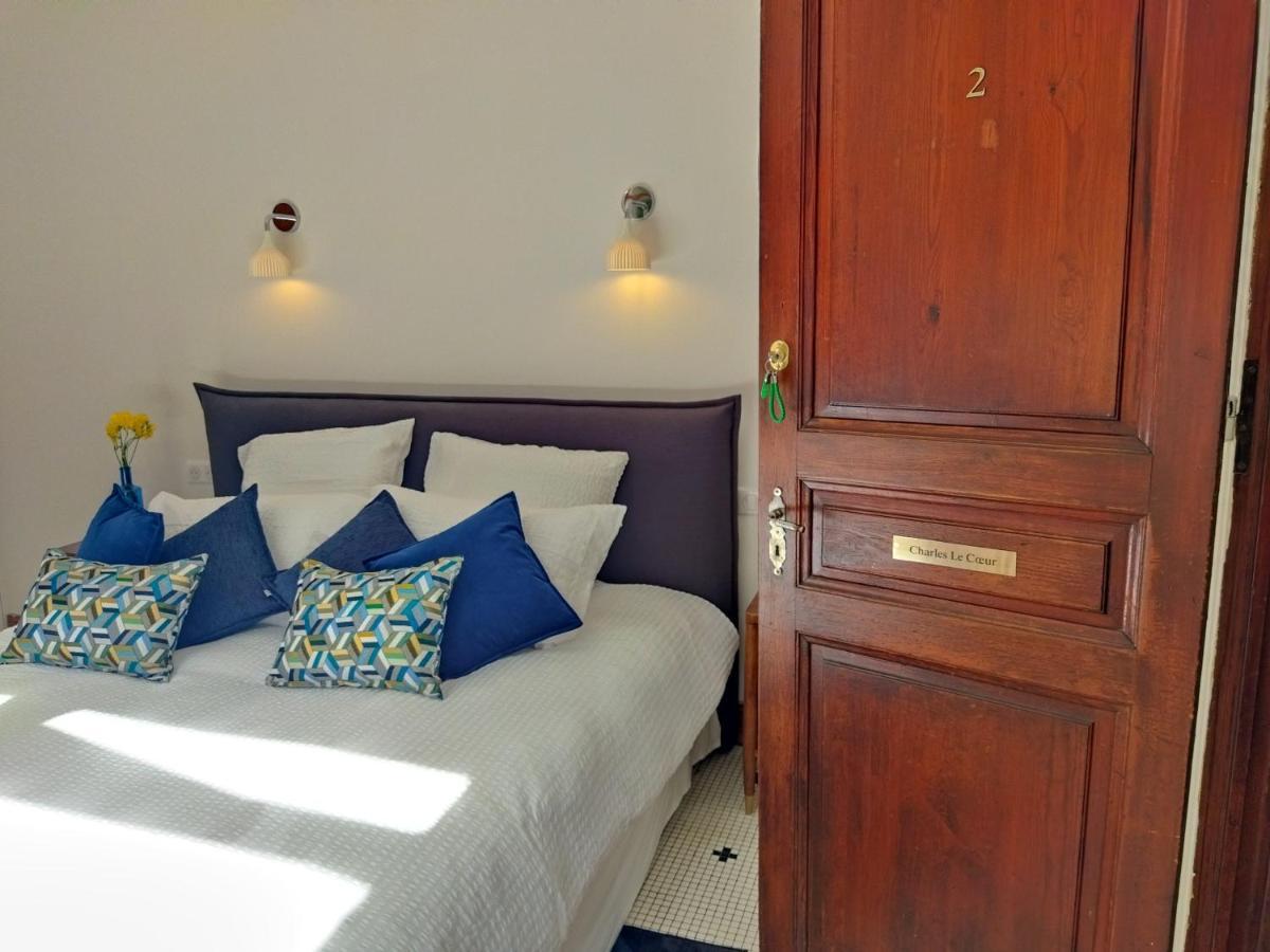 Domaine De La Tisnere Bed & Breakfast Gelos Екстериор снимка