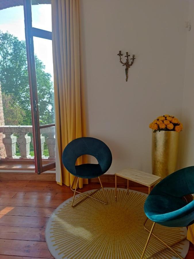 Domaine De La Tisnere Bed & Breakfast Gelos Екстериор снимка