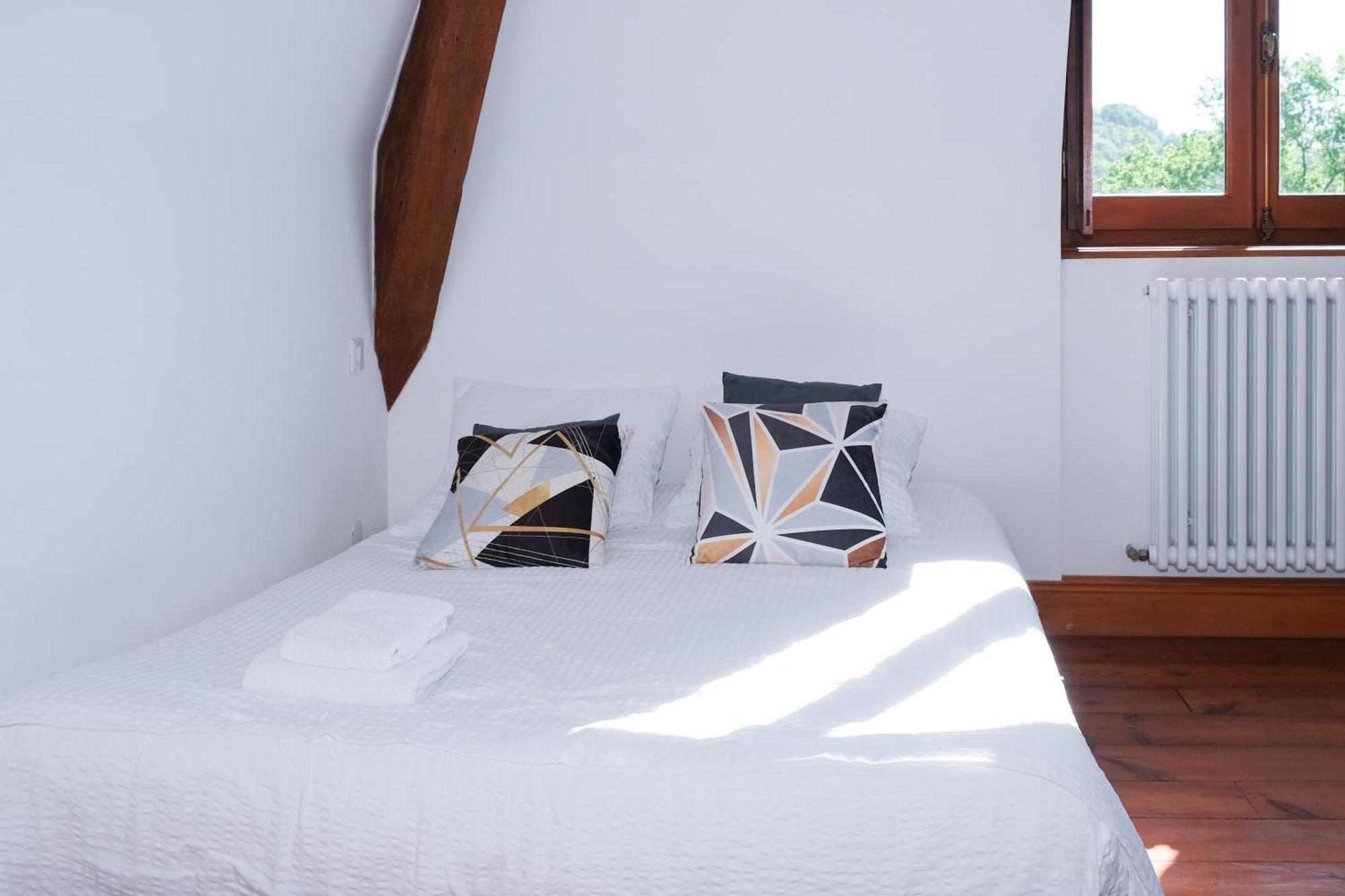 Domaine De La Tisnere Bed & Breakfast Gelos Стая снимка